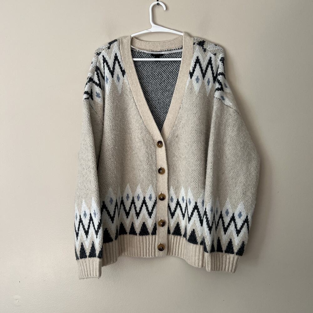 Torrid Women's Cardigan Sweater Size 0 Fair Isle Knit Button Front Beige